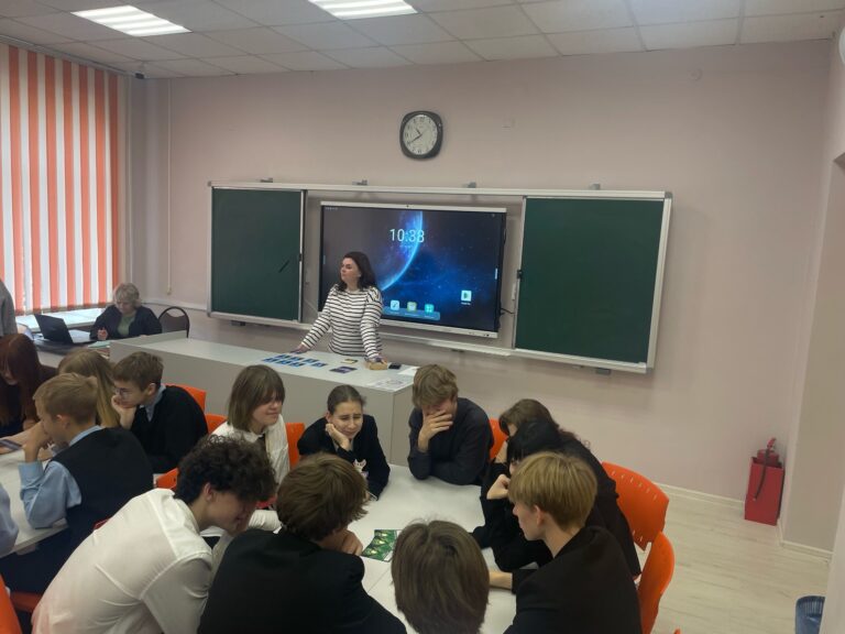 Профилактическая игра «Своя голова»